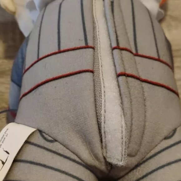 Talking Pennywise the Clown Window Cling It Horror Movie Collectible 14" 2020 - Picture 8 of 10